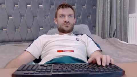 10in_deluxe online show from March 6, 9:50 am