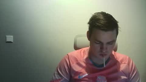 12curty online show from October 27, 11:01 am