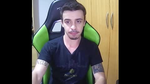 1good_vibes1 online show from December 2, 4:37 am