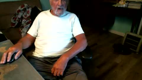 1handyanddee online show from June 29, 12:17 am