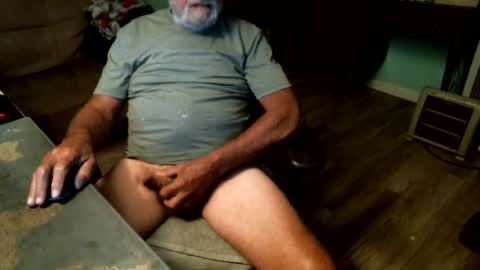 1handyanddee online show from July 30, 3:17 am