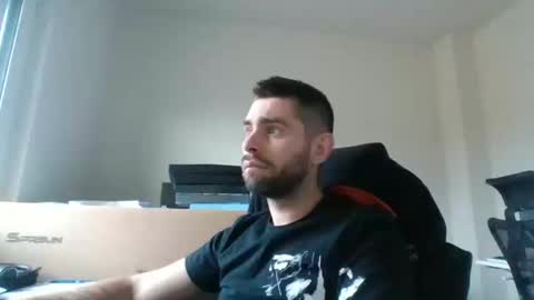 kam online show from February 12, 2:32 pm