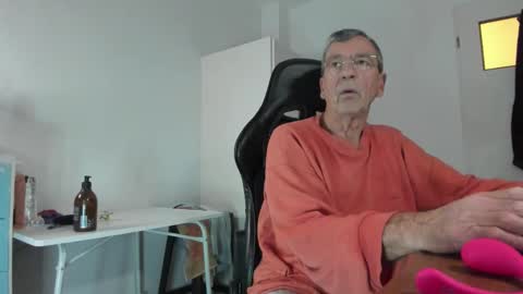 Henk online show from November 2, 4:22 pm