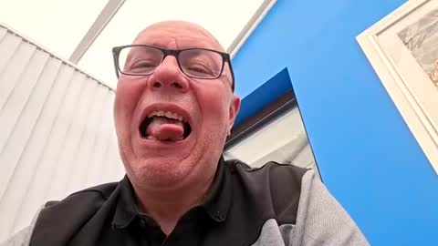 211skoosh online show from August 1, 2:49 pm