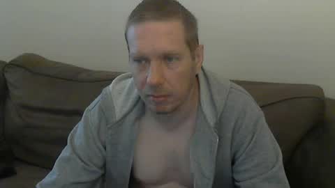 2small4you83 online show from June 5, 11:05 am