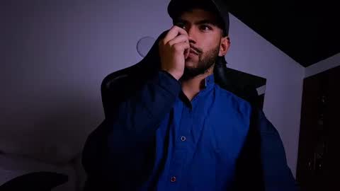 E V I L online show from July 25, 5:15 am