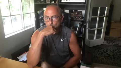 daddy vegas  for single women and couples here online show from September 11, 12:31 am