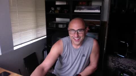 daddy vegas  for single women and couples here online show from December 28, 12:04 am