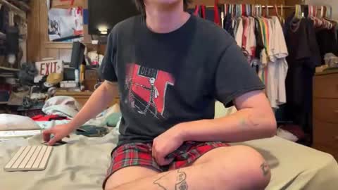 FUCKR online show from May 19, 7:25 am