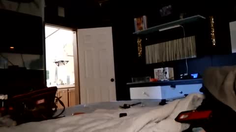 7lairddip online show from March 17, 2:48 am