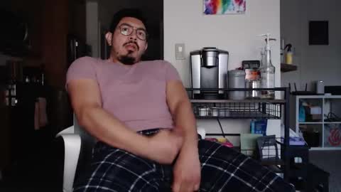 Antonio online show from December 17, 3:41 pm