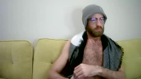 90210screamer online show from December 8, 12:30 pm