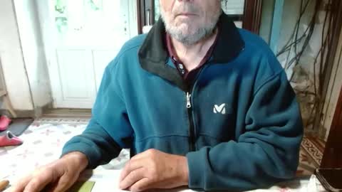 _123_voyeur_ online show from September 12, 9:20 am