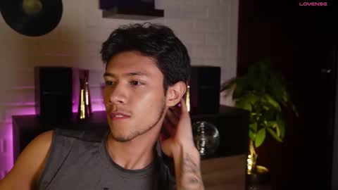 Snapshot of _billy_j chatting on December 22, 12:50 am BILLY online show from December 22, 12:50 am