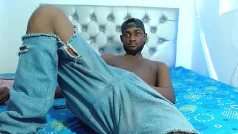 Andrew online show from November 12, 7:19 pm