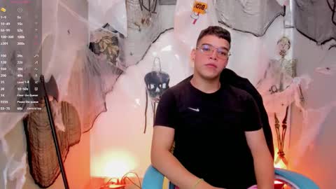 Snapshot of _blake_boy chatting on October 28, 7:05 pm _blake_boy online show from October 28, 7:05 pm