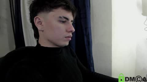 Snapshot of _broken_47 chatting on December 16, 6:43 am FELIPE CAMACHO    dont forget to support me with a little hand up online show from December 16, 6:43 am