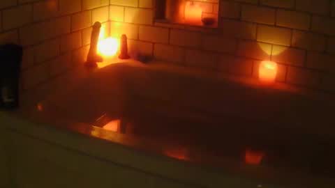 Snapshot of _cumwithme__ chatting on October 14, 7:48 am _cumwithme__ online show from October 14, 7:48 am