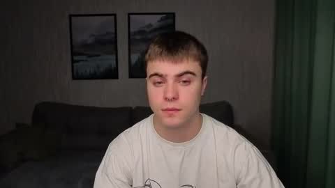 _dream_boys_ online show from October 4, 11:15 am