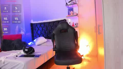 Duriel online show from March 16, 6:23 pm