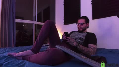  -         online show from May 30, 2:11 am