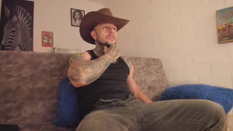 Emilio online show from November 21, 9:19 am