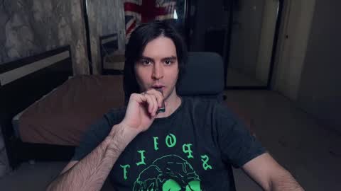 Snapshot of _fatrabbit chatting on February 19, 3:05 pm Keanu online show from February 19, 3:05 pm