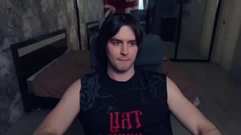 Snapshot of _fatrabbit chatting on February 24, 8:36 pm Keanu online show from February 24, 8:36 pm