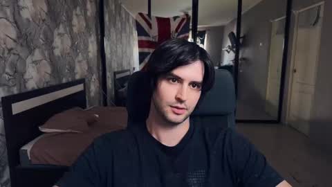 Snapshot of _fatrabbit chatting on October 3, 1:05 pm Keanu online show from October 3, 1:05 pm