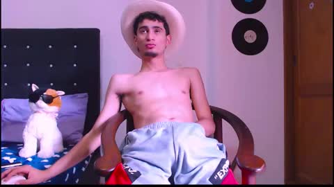 GsusssFeets online show from November 13, 7:29 pm