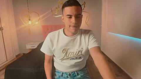 Jacson online show from May 15, 12:02 pm