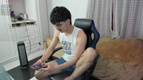 James online show from March 31, 3:52 am