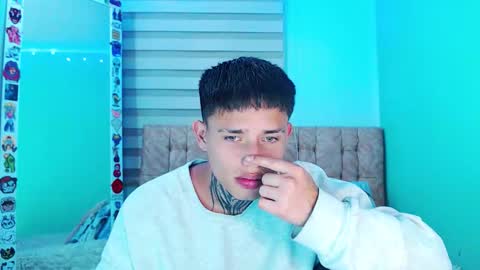 mod online show from December 19, 3:25 am