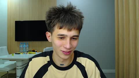 Snapshot of _kurt chatting on December 8, 7:11 pm Kurt online show from December 8, 7:11 pm