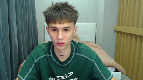 Snapshot of _kurt chatting on January 7, 4:05 pm Kurt online show from January 7, 4:05 pm