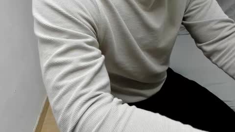 Layne online show from March 27, 9:43 am