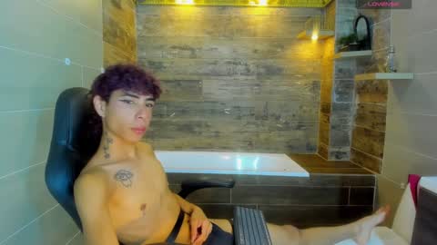 Snapshot of _lemmon_ chatting on January 11, 2:36 pm  L E M M O N  online show from January 11, 2:36 pm