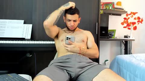 logan online show from December 22, 1:19 pm