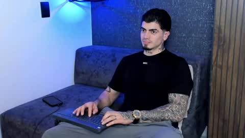 _mrcock_ online show from May 26, 5:14 am
