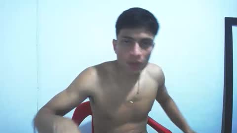 Juan Pablo-independent model online show from November 26, 5:43 am