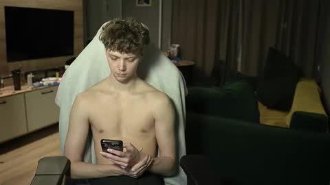 OLIVERERENMARCUSpvt is open online show from March 29, 3:23 pm