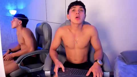 _taylorblack online show from January 18, 12:18 pm