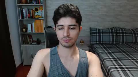 Aaron online show from November 5, 8:00 pm