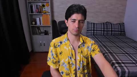 Aaron online show from January 7, 8:14 pm