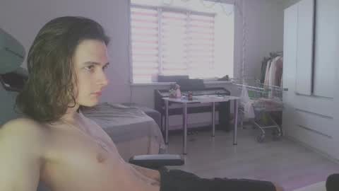 hi  cum in pvt noi extra tip online show from February 16, 12:21 pm