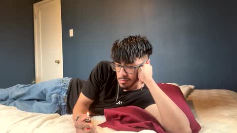 abyss0991221 online show from March 11, 9:00 pm