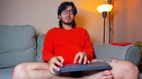 Snapshot of ackerman_eren_ chatting on October 6, 11:04 am R. online show from October 6, 11:04 am