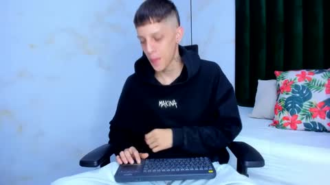 Adam online show from January 22, 7:45 pm