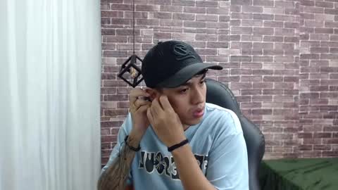 Adam online show from February 16, 3:26 am