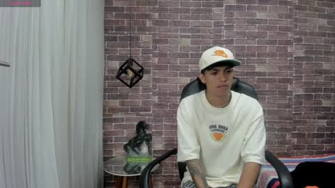 Adam online show from December 12, 5:31 am